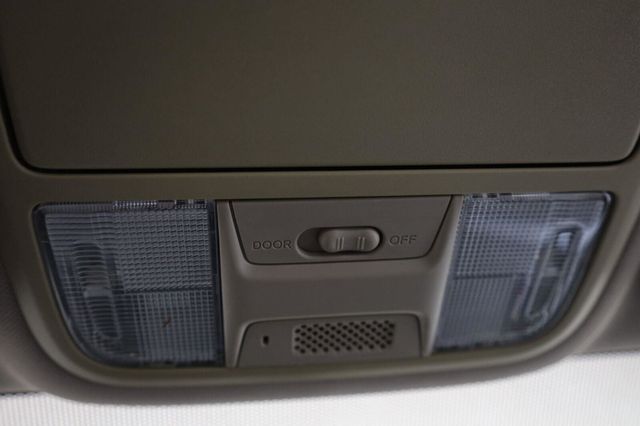 2015 Honda CR-V LX - 23064948 - 32