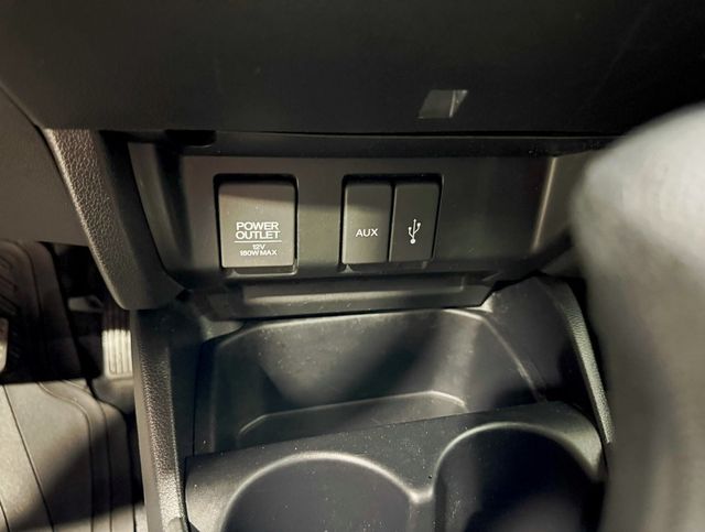 2015 Honda Fit 5dr Hatchback CVT LX - 22912507 - 18