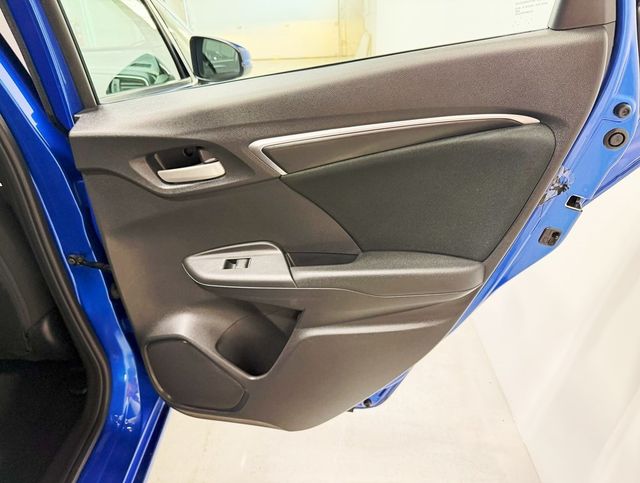 2015 Honda Fit 5dr Hatchback CVT LX - 22912507 - 31