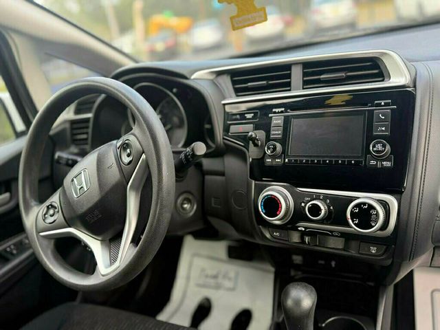 2015 Honda Fit 5dr Hatchback CVT LX - 22885622 - 13