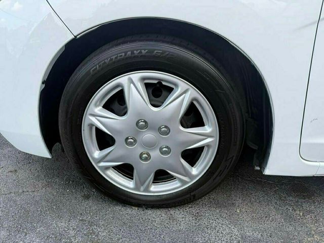 2015 Honda Fit 5dr Hatchback CVT LX - 22885622 - 18