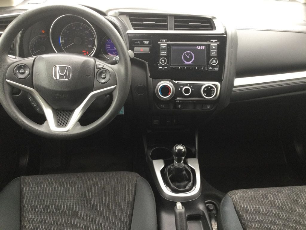 2015 Honda Fit LX Hatchback 4D - 22380240 - 31