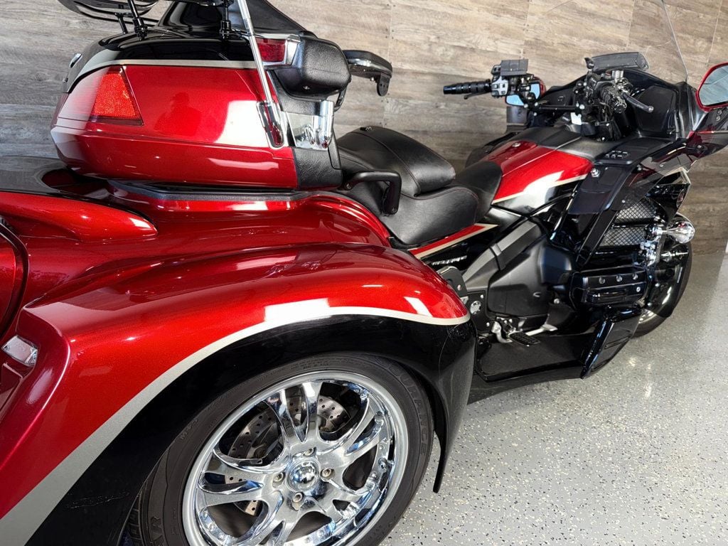2015 Honda GL1800 Goldwing Trike SUPER CLEAN! - 22953087 - 2