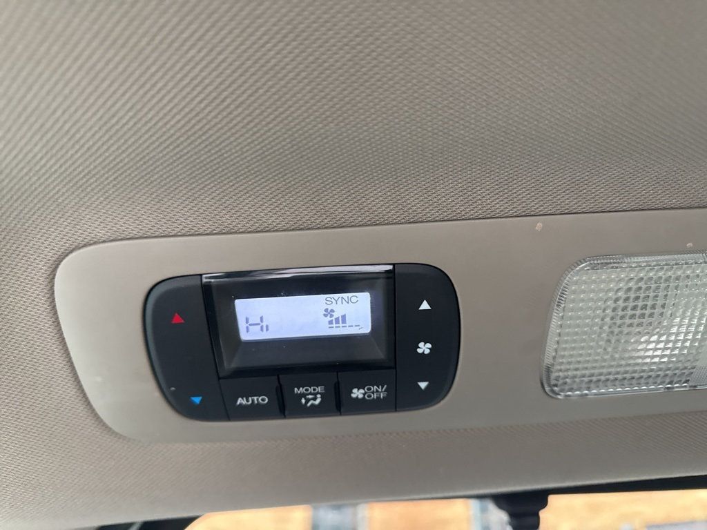 2015 Honda Odyssey  - 22952248 - 10