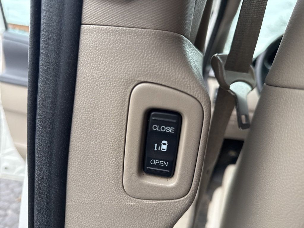 2015 Honda Odyssey  - 22952248 - 14