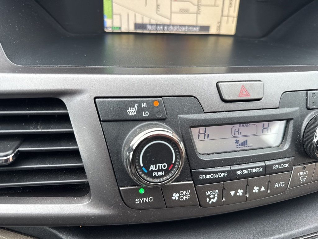 2015 Honda Odyssey  - 22952248 - 24