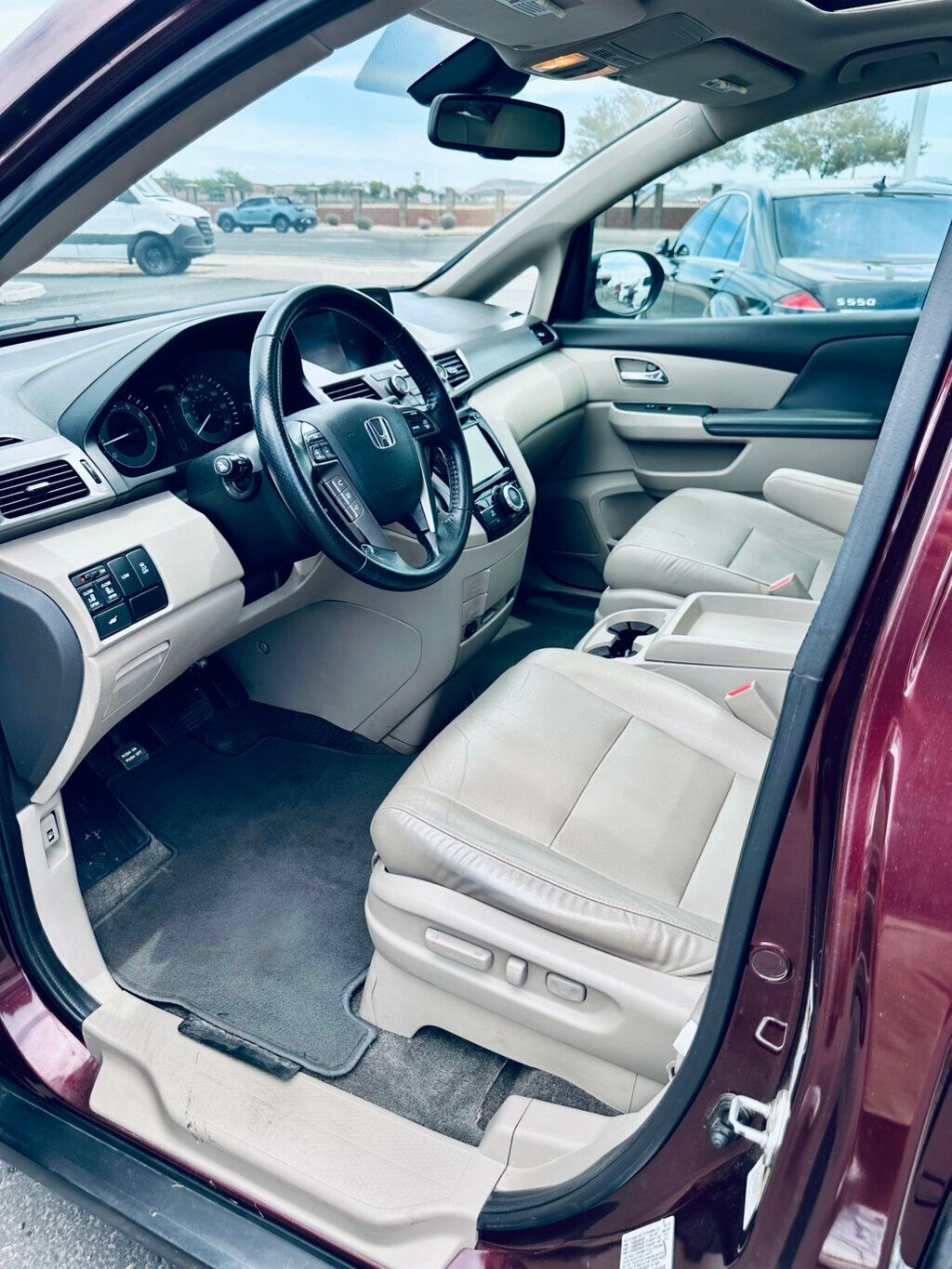 2015 Honda Odyssey EX-L photo 8
