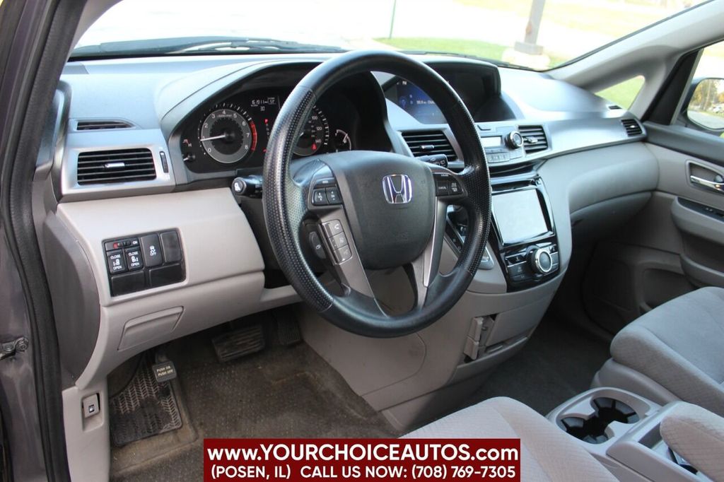 2015 Honda Odyssey 5dr EX - 22189763 - 16