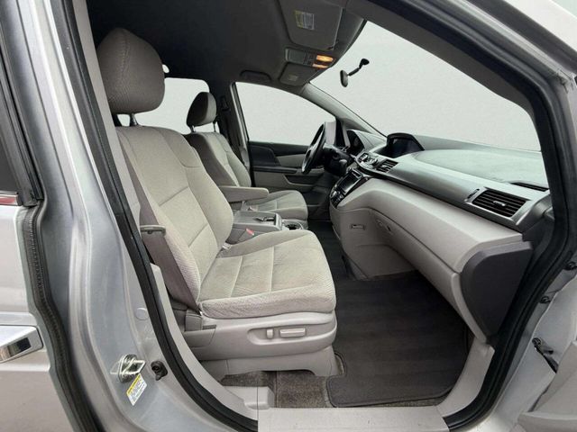 2015 Honda Odyssey 5dr EX - 22970616 - 28