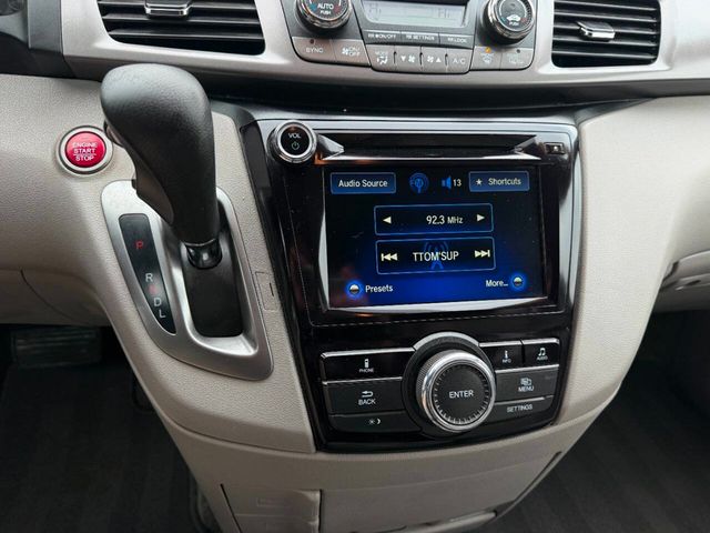 2015 Honda Odyssey 5dr EX - 22970616 - 43