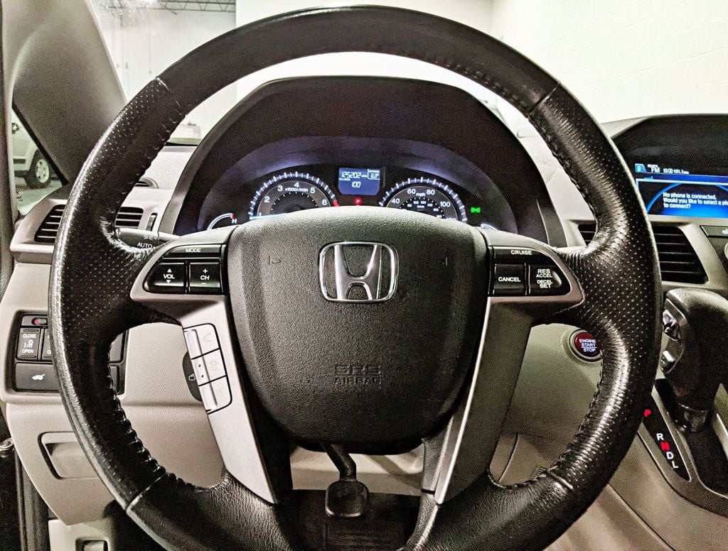 2015 Honda Odyssey 5dr EX-L - 22383754 - 17