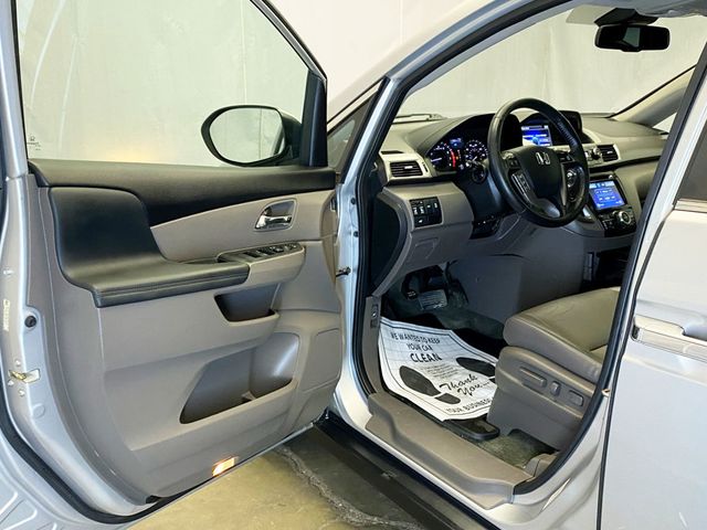 2015 Honda Odyssey 5dr EX-L - 22959069 - 18