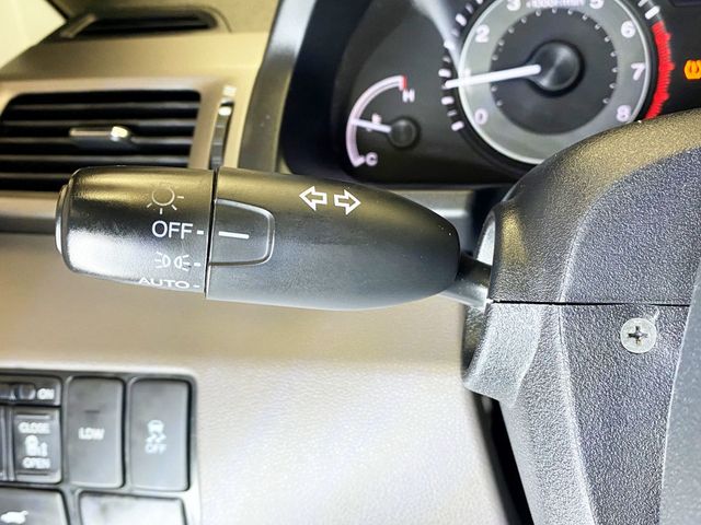 2015 Honda Odyssey 5dr EX-L - 22959069 - 28