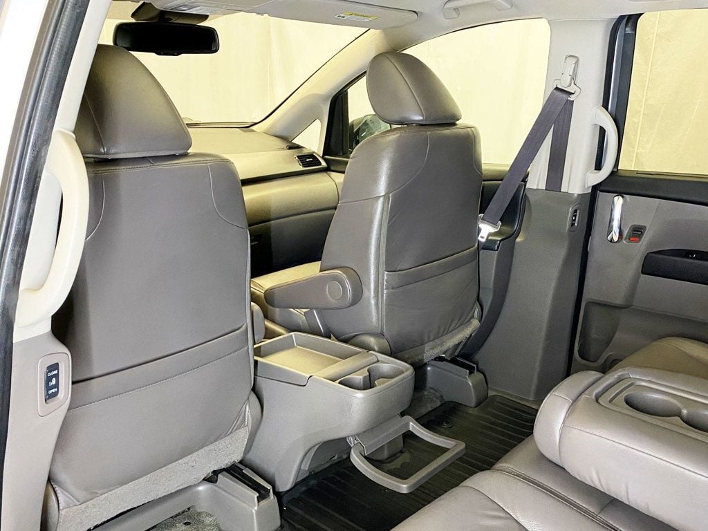 2015 Honda Odyssey 5dr EX-L - 22959069 - 56