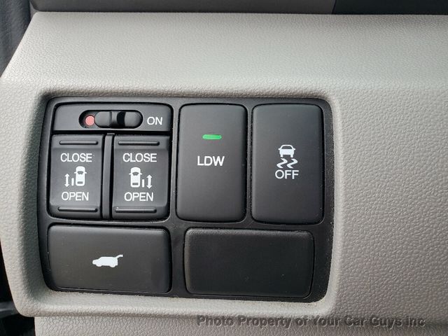 2015 Honda Odyssey 5dr EX-L - 22876721 - 28