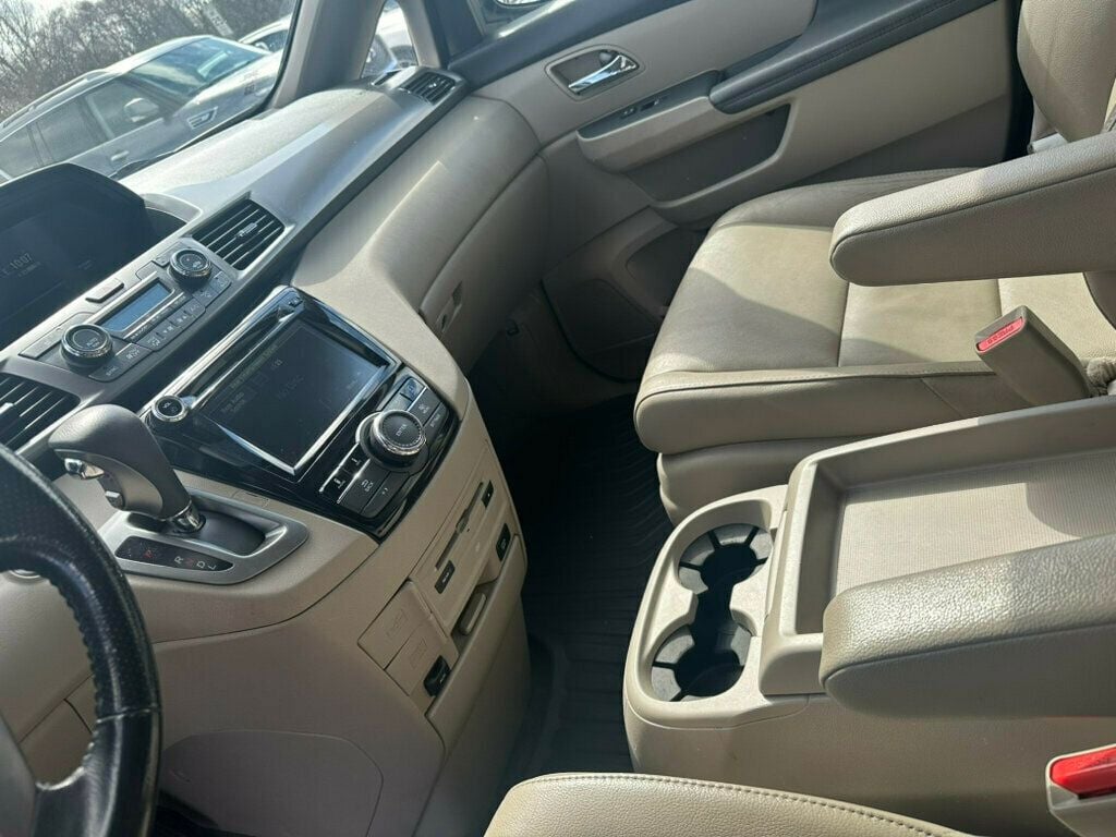 2015 Honda Odyssey 5dr EX-L - 22345189 - 27