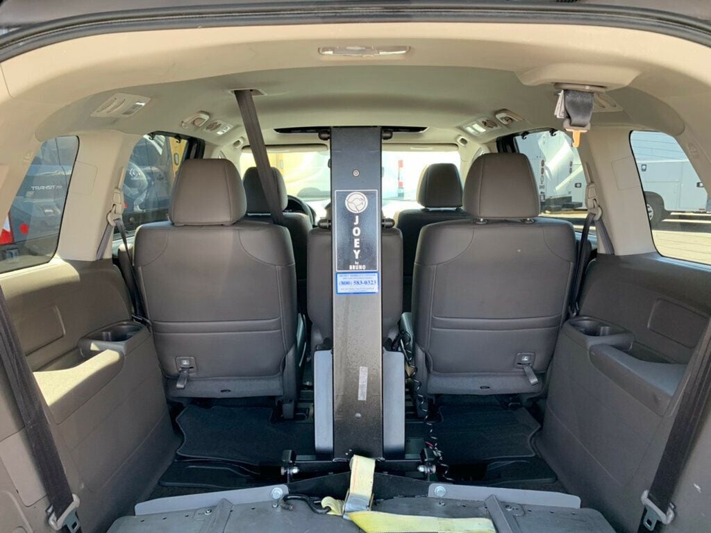 2015 Honda Odyssey 5dr EX-L LOW MILES HANDICAP accessible - 23020897 - 2