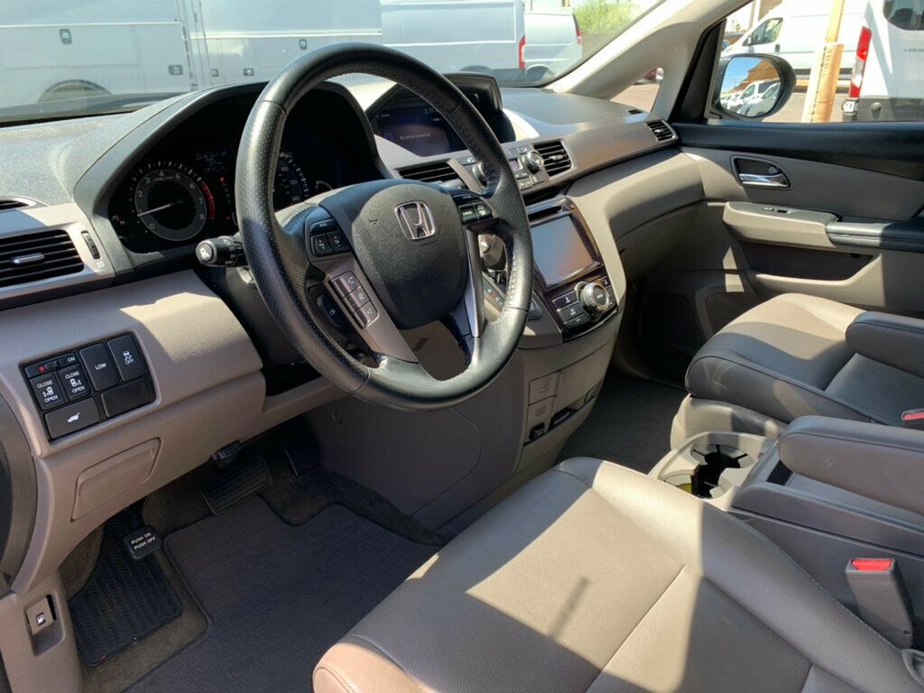 2015 Honda Odyssey 5dr EX-L LOW MILES HANDICAP accessible - 23020897 - 29