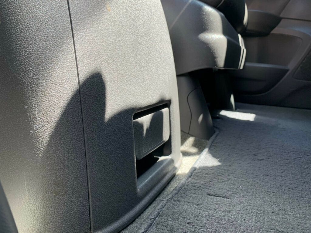 2015 Honda Odyssey 5dr EX-L LOW MILES HANDICAP accessible - 23020897 - 41