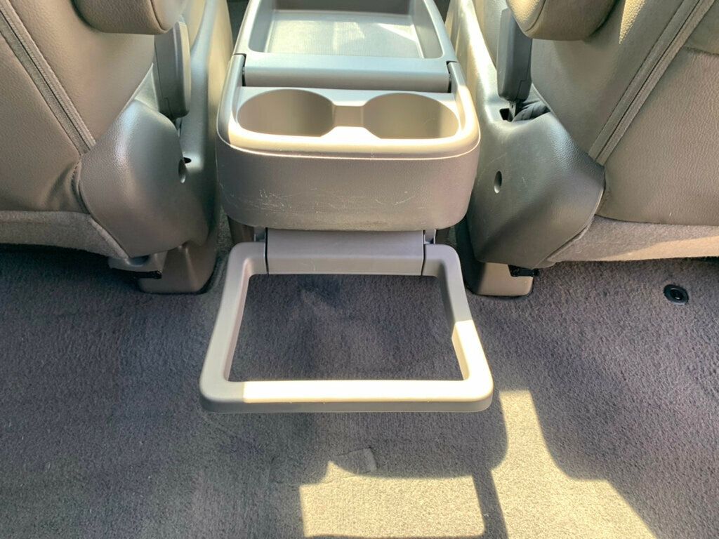 2015 Honda Odyssey 5dr EX-L LOW MILES HANDICAP accessible - 23020897 - 47