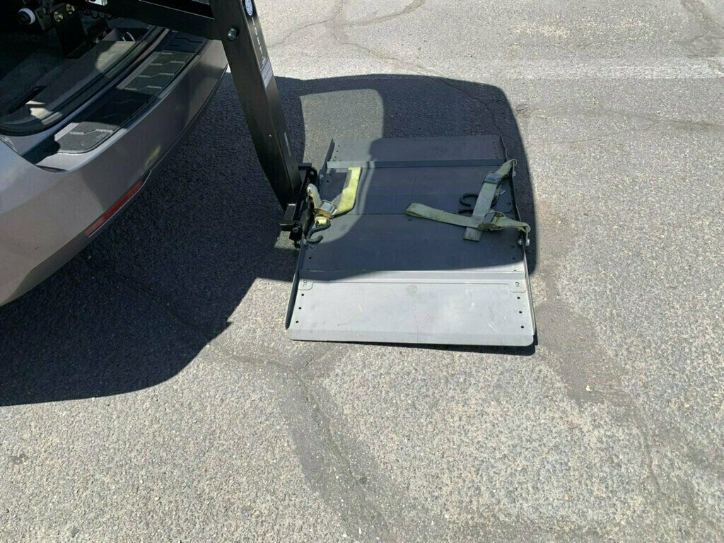 2015 Honda Odyssey 5dr EX-L LOW MILES W/HANDICAP WHEELCHAIR ACCESSIBLE - 23020897 - 13