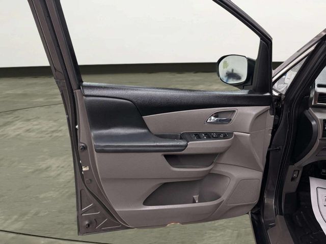 2015 Honda Odyssey 5dr EX-L w/Navi - 23046827 - 12