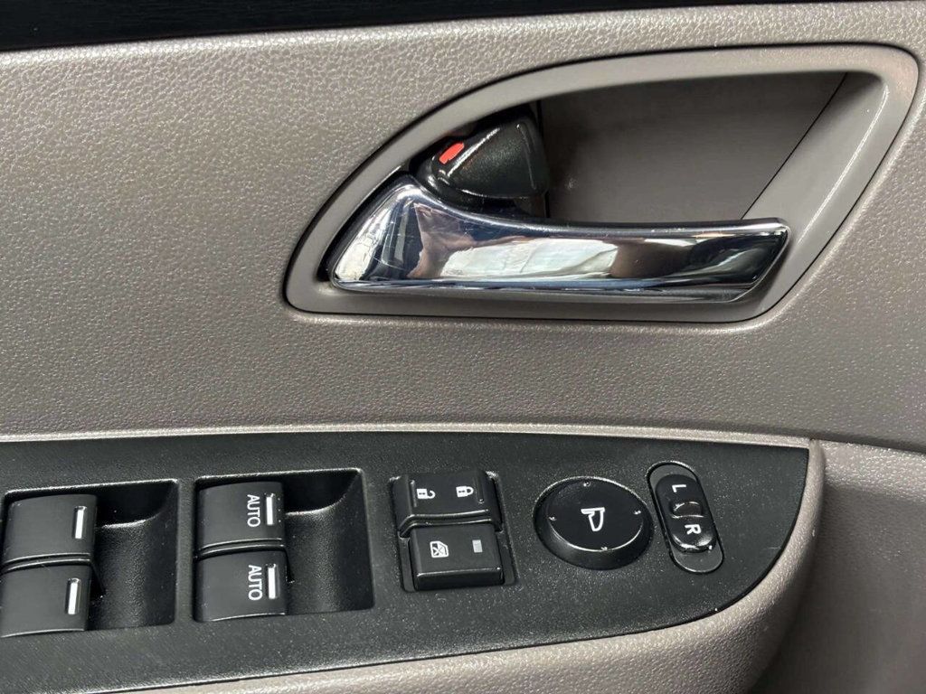 2015 Honda Odyssey 5dr EX-L w/Navi - 23046827 - 30