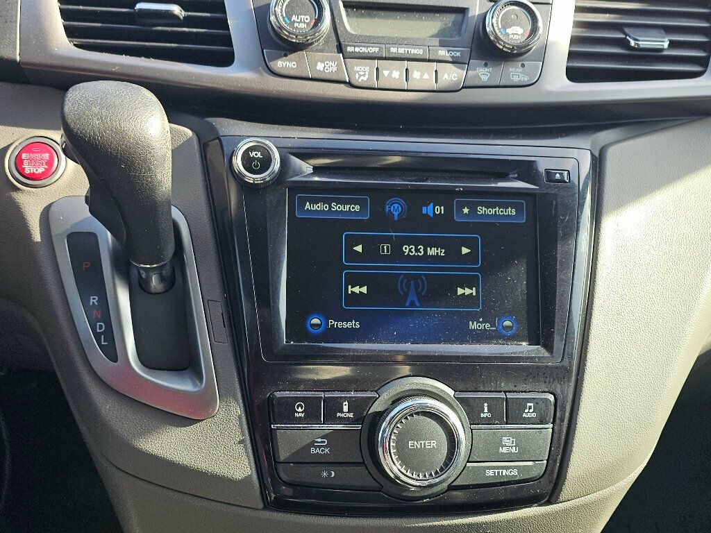 2015 Honda Odyssey 5dr EX-L w/Navi - 22974381 - 24