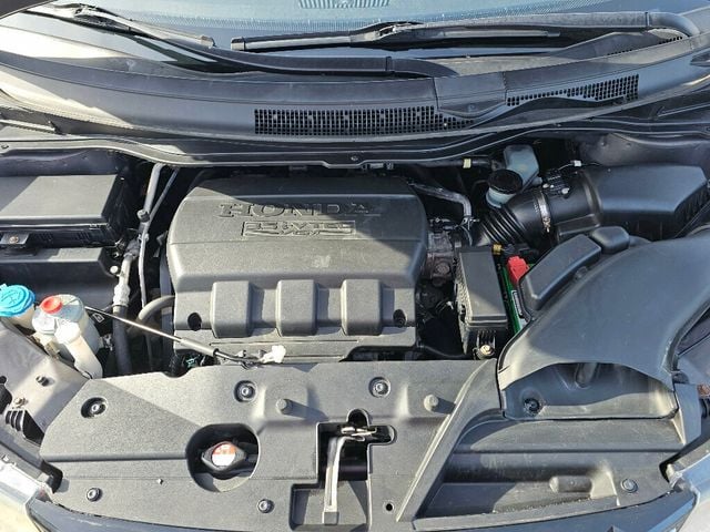 2015 Honda Odyssey 5dr EX-L w/Navi - 22974381 - 38