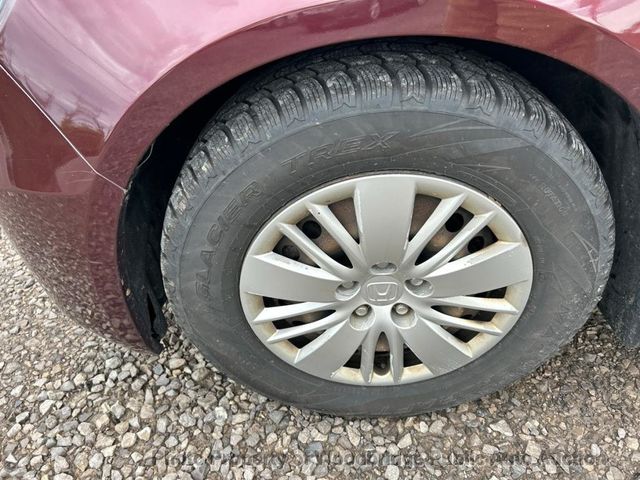 2015 Honda Odyssey 5dr LX - 23034801 - 13
