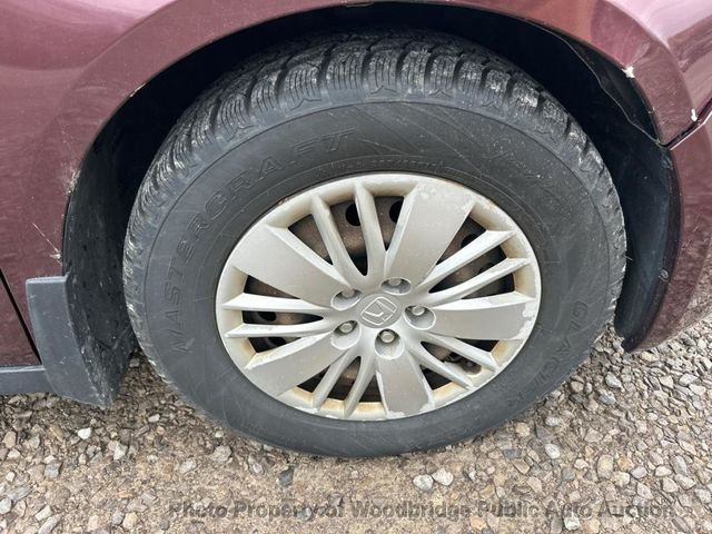 2015 Honda Odyssey 5dr LX - 23034801 - 14