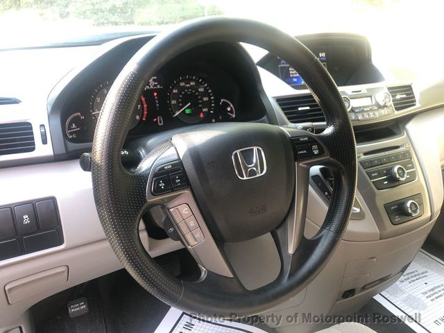 2015 Honda Odyssey 5dr LX - 20070726 - 16