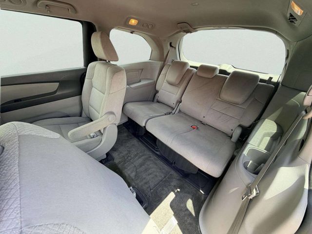 2015 Honda Odyssey 5dr LX - 23040941 - 21