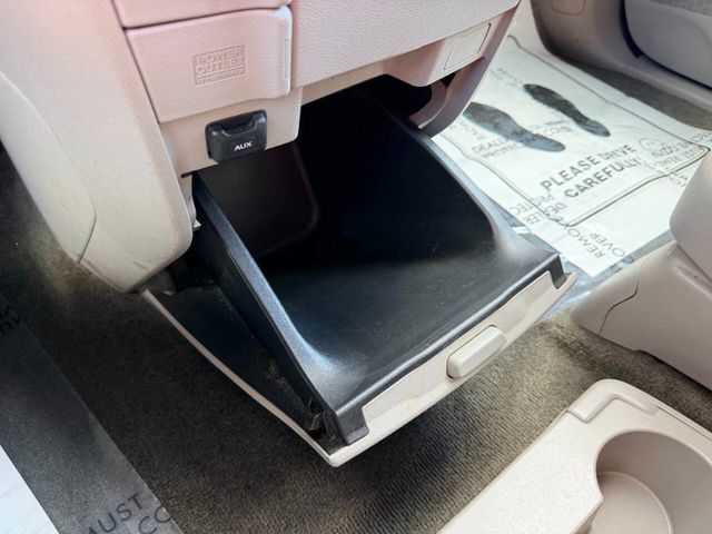 2015 Honda Odyssey 5dr LX - 23040941 - 41