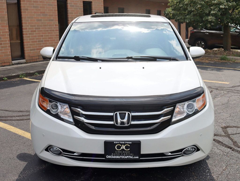 2015 Honda Odyssey Touring photo 5