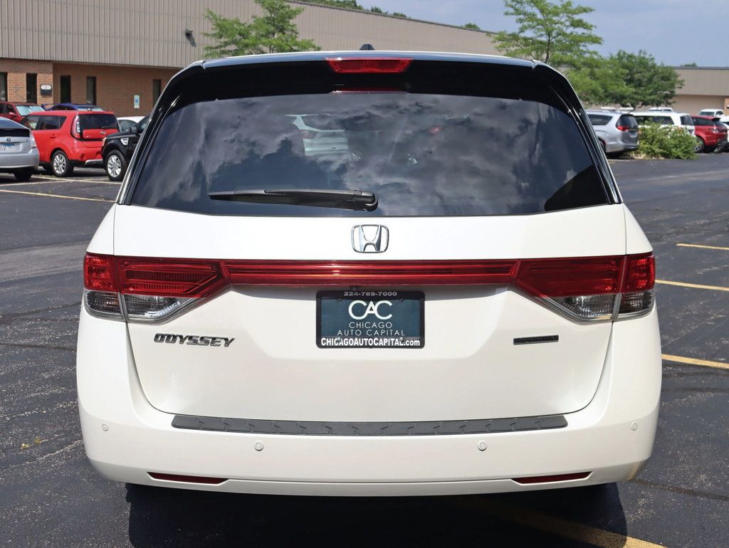2015 Honda Odyssey Touring photo 6