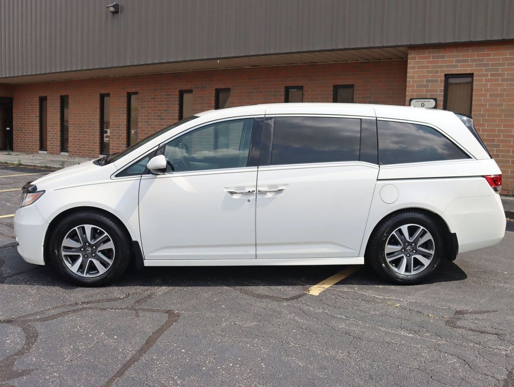 2015 Honda Odyssey Touring photo 7