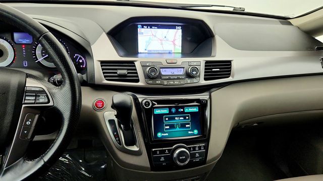 2015 Honda Odyssey 5dr Touring - 23027026 - 17