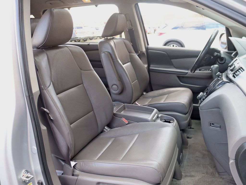 2015 Honda Odyssey 5dr Touring Elite - 22939281 - 22
