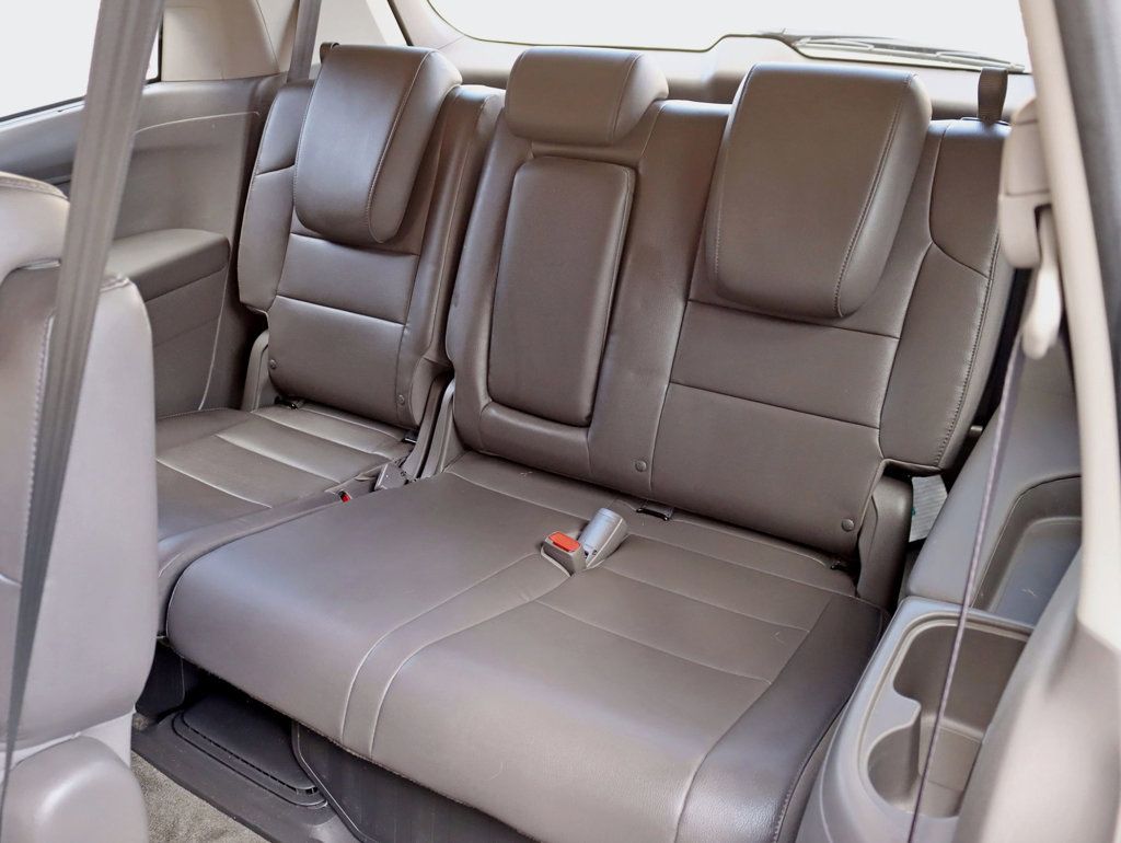 2015 Honda Odyssey 5dr Touring Elite - 22939281 - 25