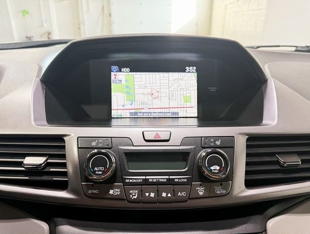 2015 Honda Odyssey EX-L - 22929101 - 17