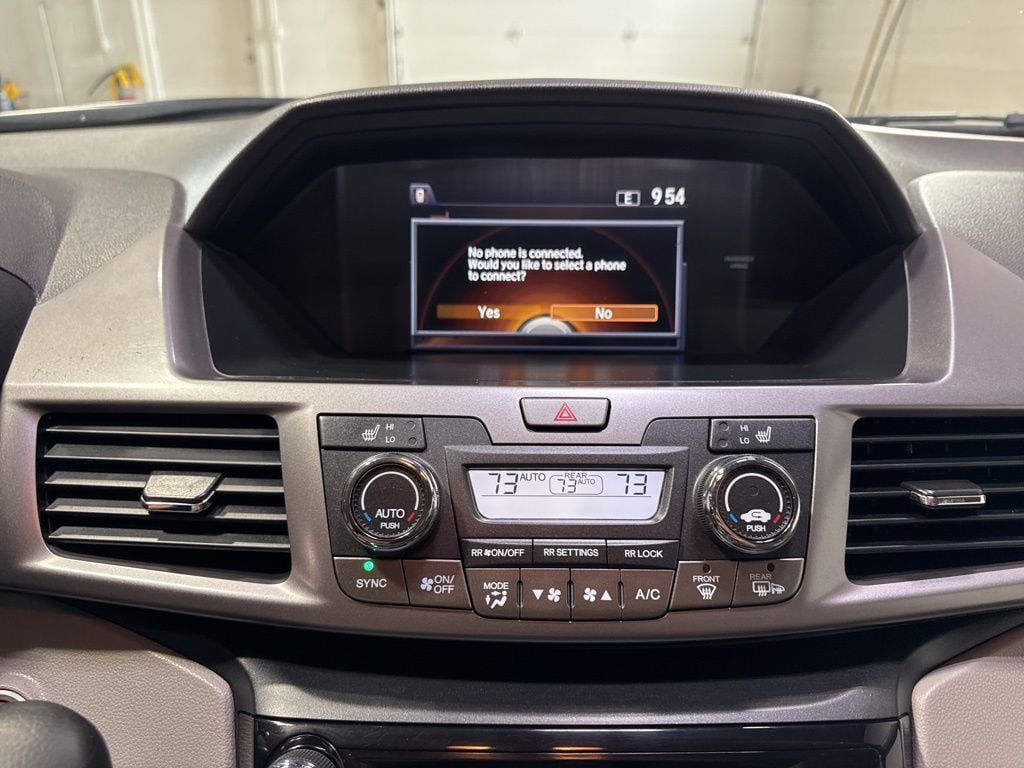 2015 Honda Odyssey EX-L - 22999750 - 17