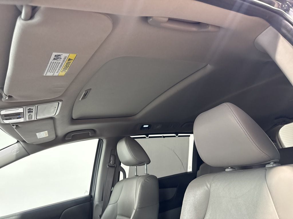 2015 Honda Odyssey EX-L - 22999750 - 28