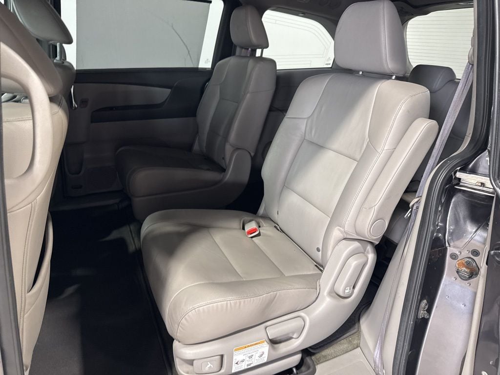 2015 Honda Odyssey EX-L - 22999750 - 32