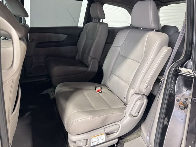 2015 Honda Odyssey EX-L - 22999750 - 32
