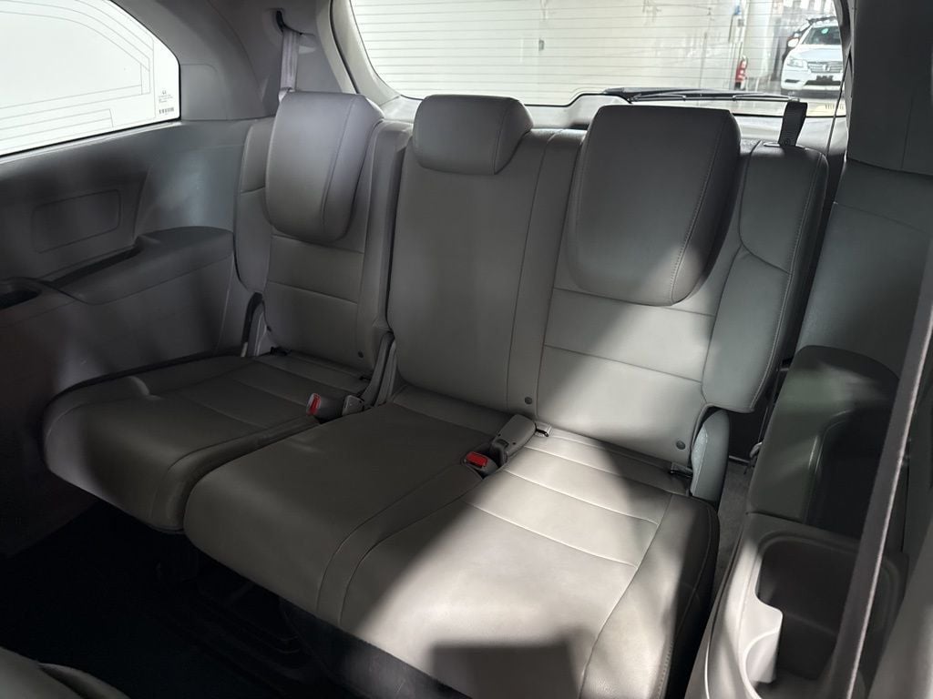 2015 Honda Odyssey EX-L - 22999750 - 35