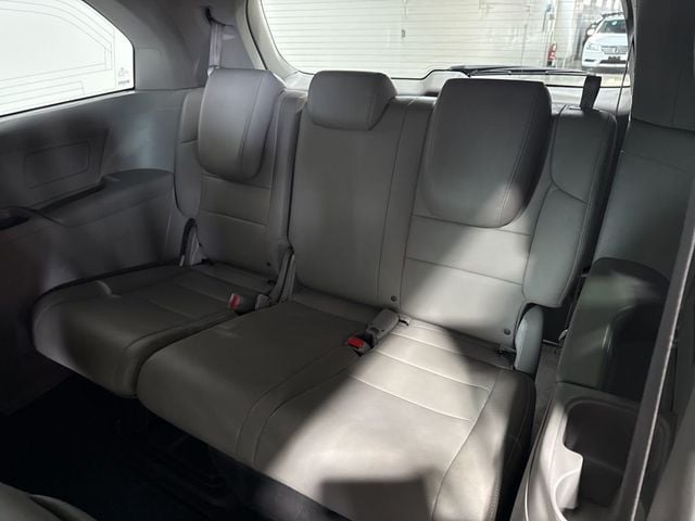 2015 Honda Odyssey EX-L - 22999750 - 35