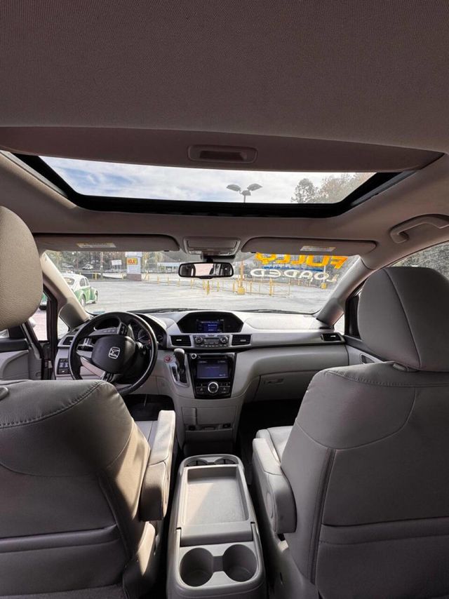2015 Honda Odyssey EX L 4dr Mini Van - 22948517 - 9