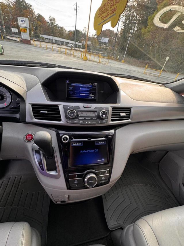 2015 Honda Odyssey EX L 4dr Mini Van - 22948517 - 11
