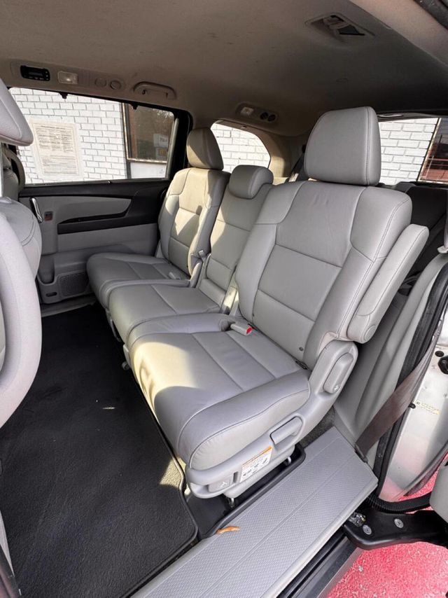 2015 Honda Odyssey EX L 4dr Mini Van - 22948517 - 6